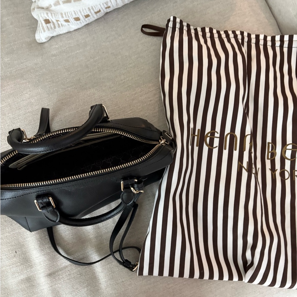 Henri Bendel Black Crossbody Bag - Picture 5 of 5